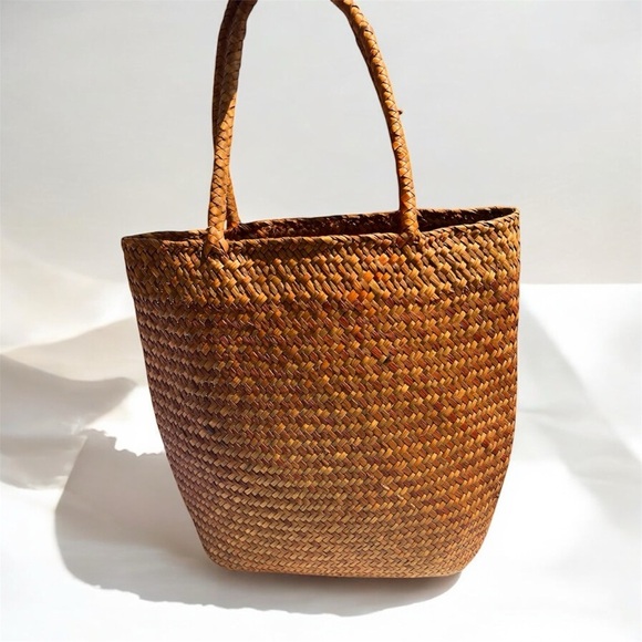 Elegant Brown Woven Tote Bag – Small Size – Chic & Versatile – Pre-Loved - Picture 1 of 3